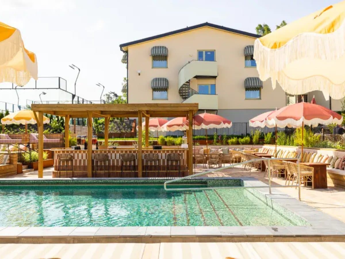 ESS Group — Hjortviken Country Club - upp till 30% OFF